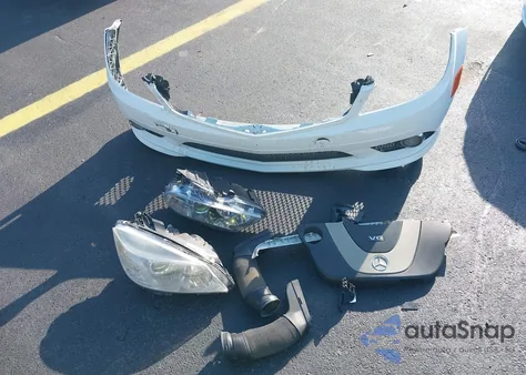 2010 Mercedes-Benz C 300 Luxury 4Matic/Sport 4Matic из США, поврежденный, VIN WDDGF8BB9AF485270